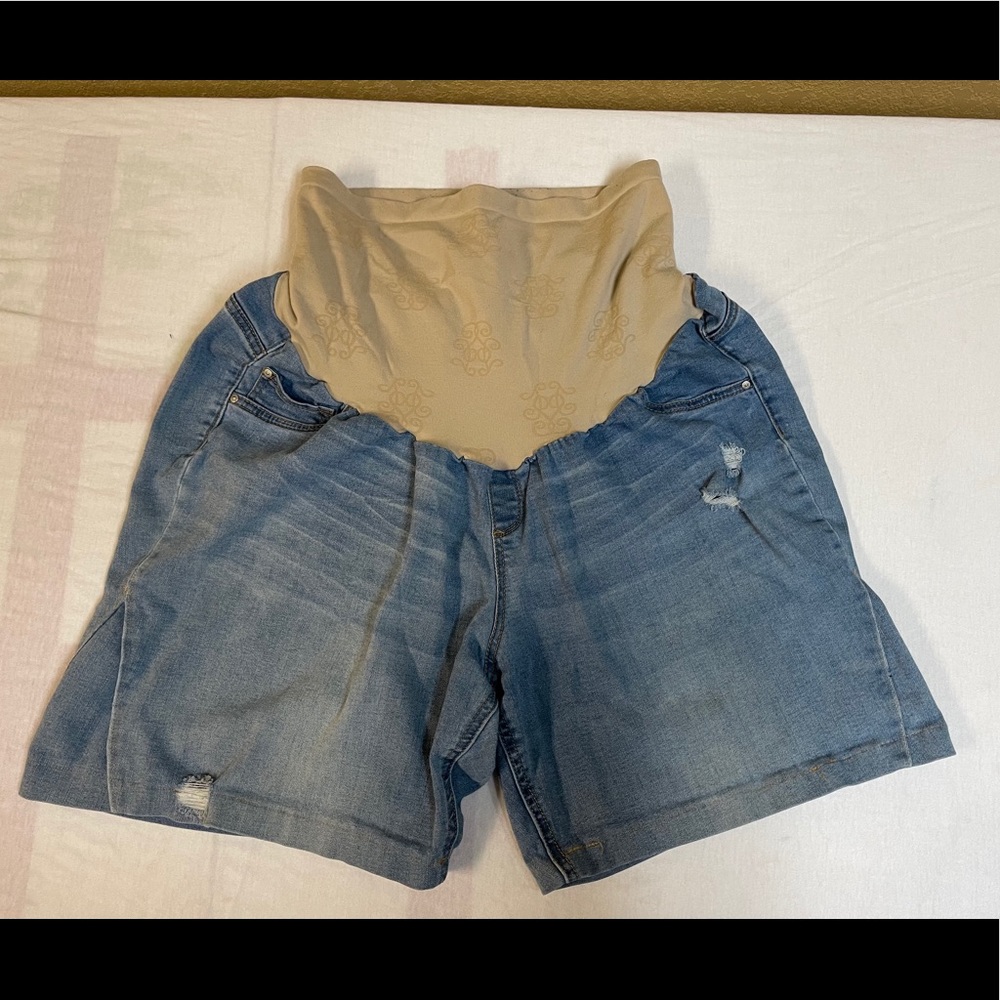 Jessica Simpson maternity jean shorts